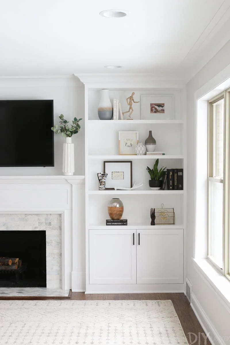 white-built-ins